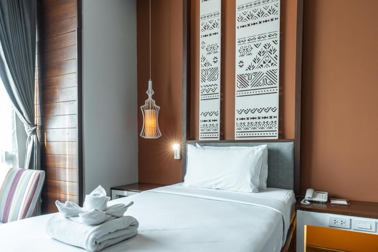 Grand Hotel Вьентьян Экстерьер фото