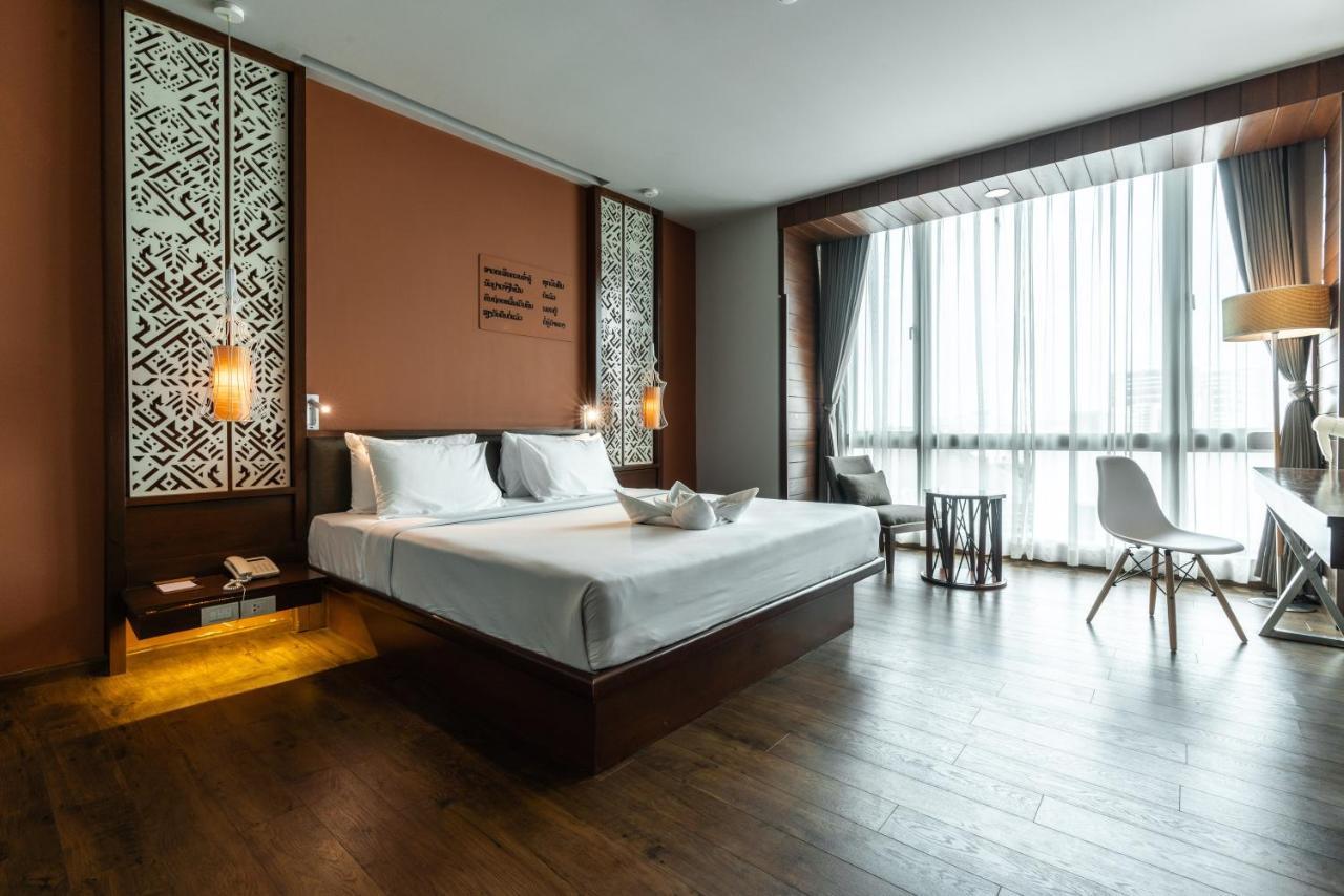 Grand Hotel Вьентьян Экстерьер фото